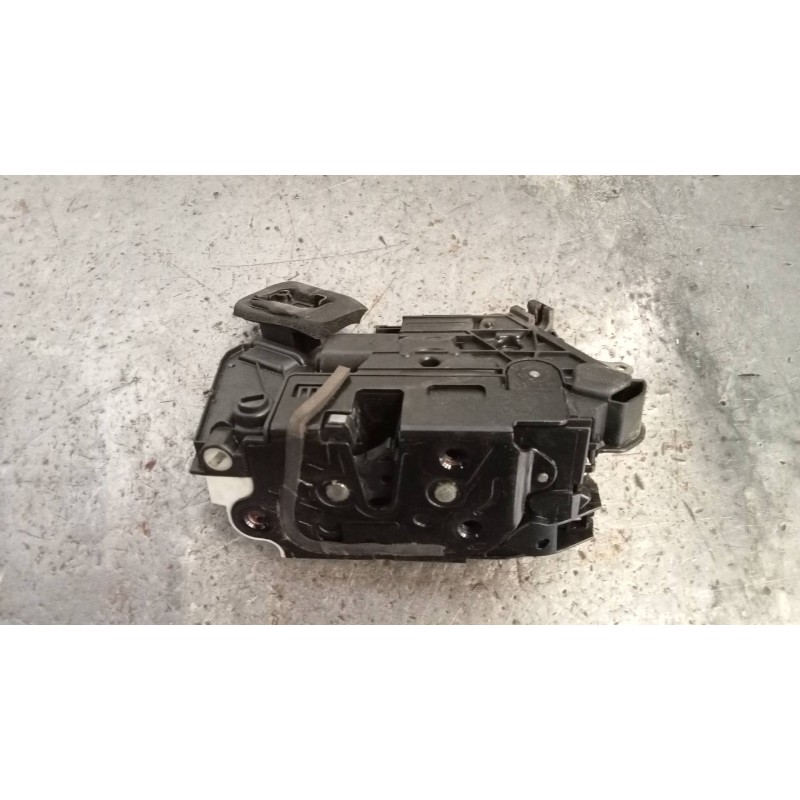 Recambio de motor cierre centralizado trasero izquierdo para volkswagen golf vii sportsvan 1.6 tdi referencia OEM IAM 5K4839015Q