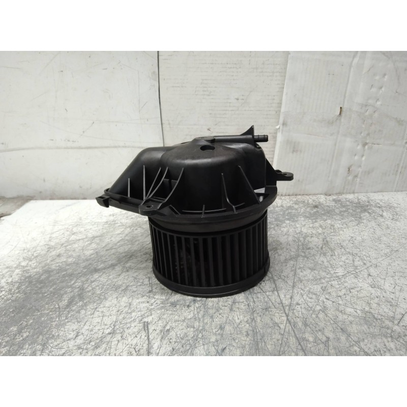 Recambio de motor calefaccion para citroen berlingo 1.6 hdi 75 collection familiar referencia OEM IAM   