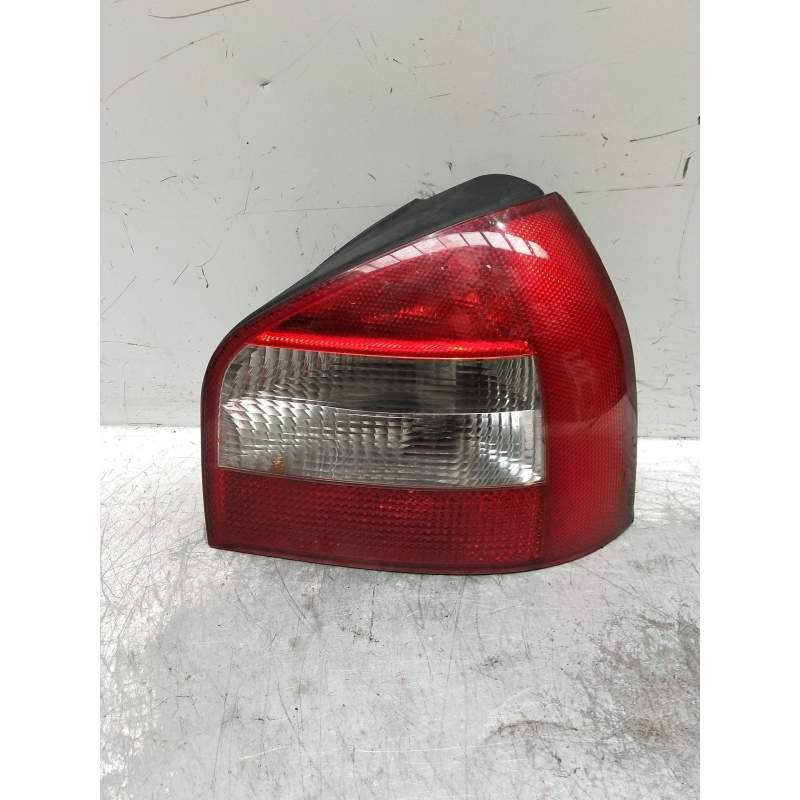 Recambio de piloto trasero derecho para audi a3 (8l1) 1.9 tdi referencia OEM IAM   2000