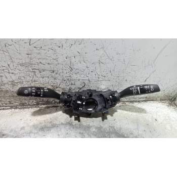 MANDO LUCES 93404D9962 