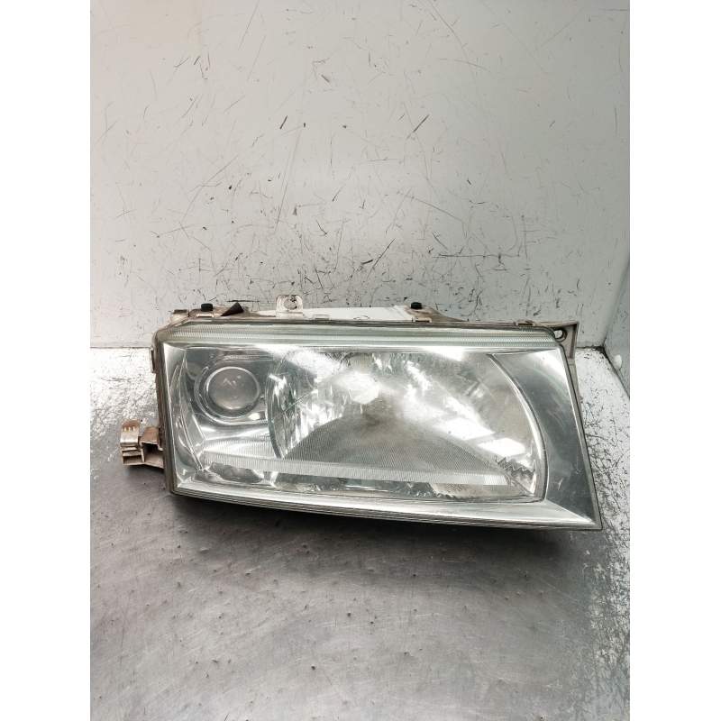 Recambio de faro derecho para skoda octavia i (1u2) 1.9 tdi referencia OEM IAM   2000