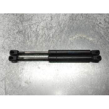 AMORTIGUADORES MALETERO / PORTON 8D5827552F 0490N