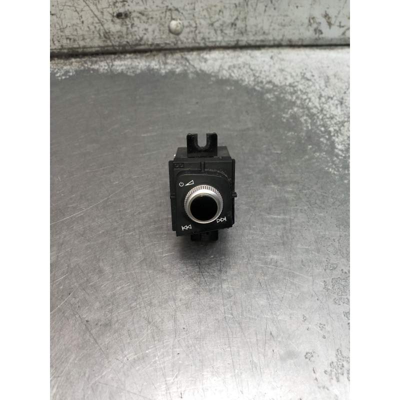 Recambio de mando multifuncion para audi a4 avant (8w5) advanced edition referencia OEM IAM 8W1919616 1700030398 