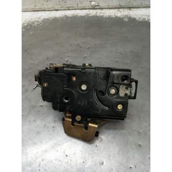 MOTOR CIERRE CENTRALIZADO TRASERO IZQUIERDO 5P 2000