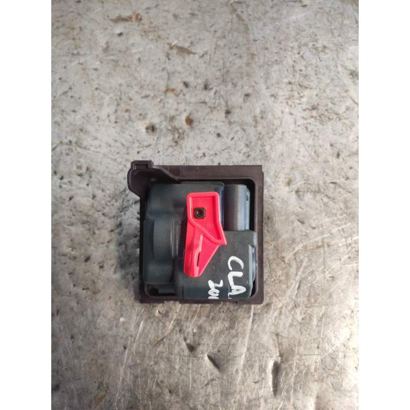 Recambio de modulo electronico para mercedes-benz clase cla (w117) cla 180 cdi (117.312) referencia OEM IAM A0008202303  
