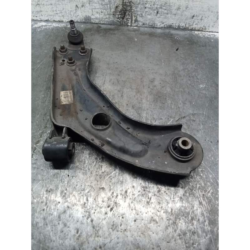 Recambio de brazo suspension inferior delantero derecho para citroën c4 picasso referencia OEM IAM 7AAA200441229D  