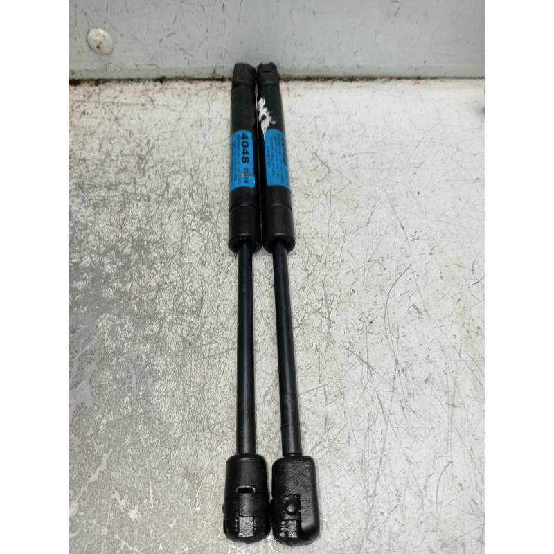 Recambio de amortiguadores capo para jeep gr.cherokee (wj/wg) 2.7 crd cat referencia OEM IAM   