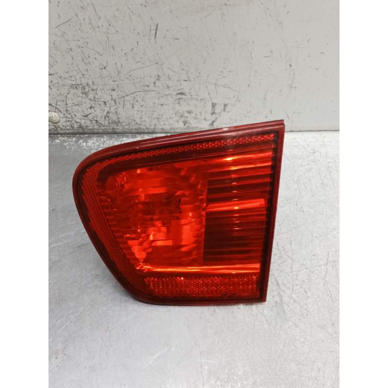 Recambio de piloto trasero derecho interior para seat ibiza ii (6k1) 1.9 sdi referencia OEM IAM   99