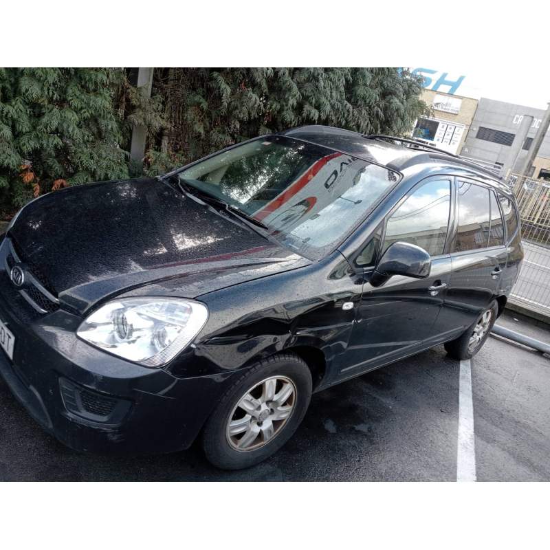 KIA CARENS (UN)