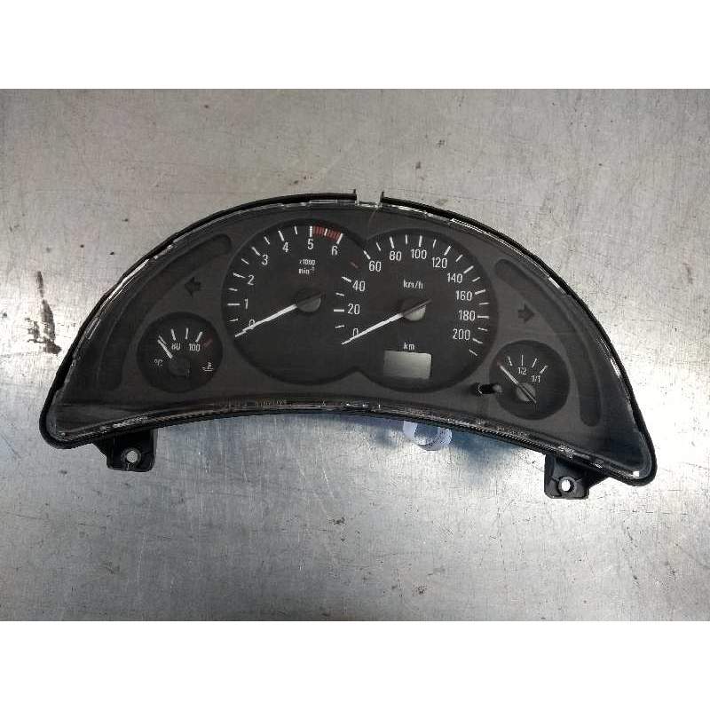 Recambio de cuadro instrumentos para opel corsa c cosmo referencia OEM IAM 110008988026 13173347WA 2003