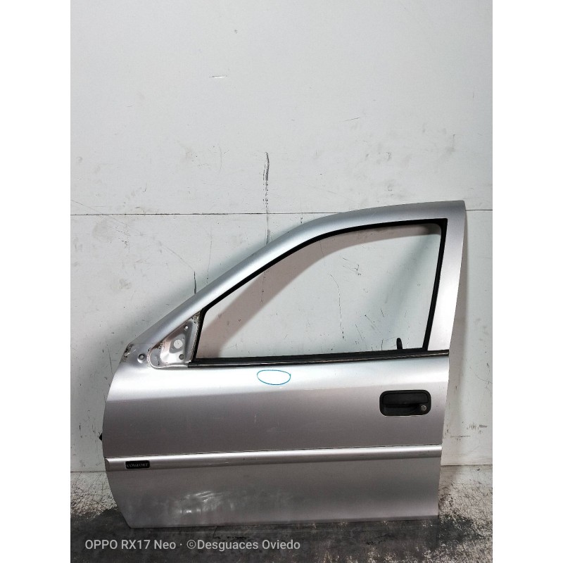 Recambio de puerta delantera izquierda para opel vectra b berlina comfort referencia OEM IAM   5P