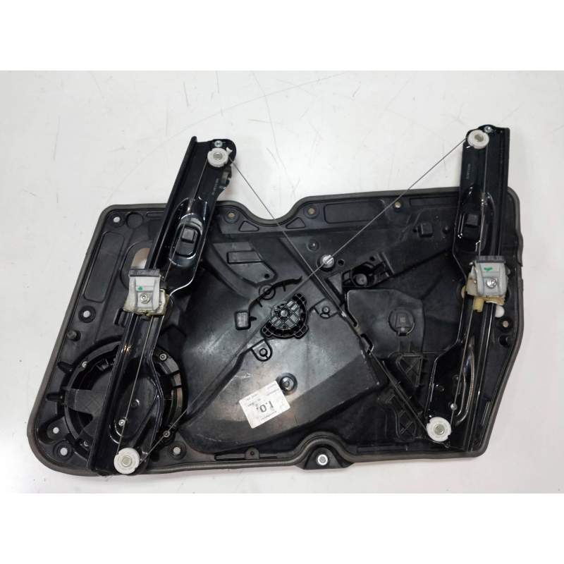 Recambio de elevalunas delantero izquierdo para volkswagen golf vi (5k1) referencia OEM IAM 5K0959701B 402305B 3P