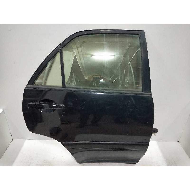 Recambio de puerta trasera derecha para lexus rx300 (mcu15) 3.0 referencia OEM IAM   