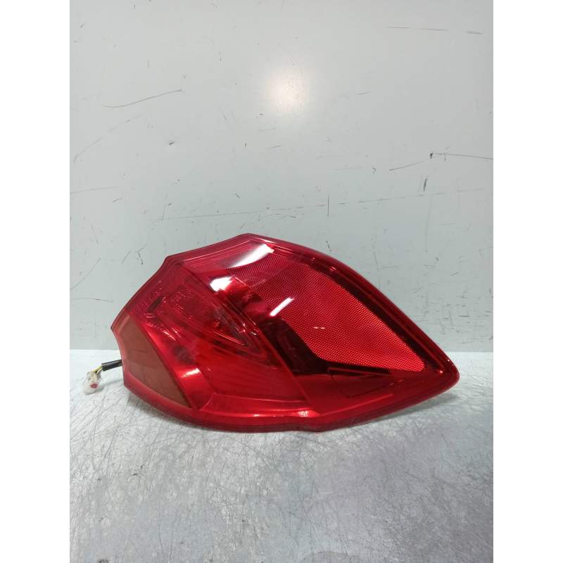 Recambio de piloto trasero derecho para kia cee´d 1.6 crdi cat referencia OEM IAM  5P 2012