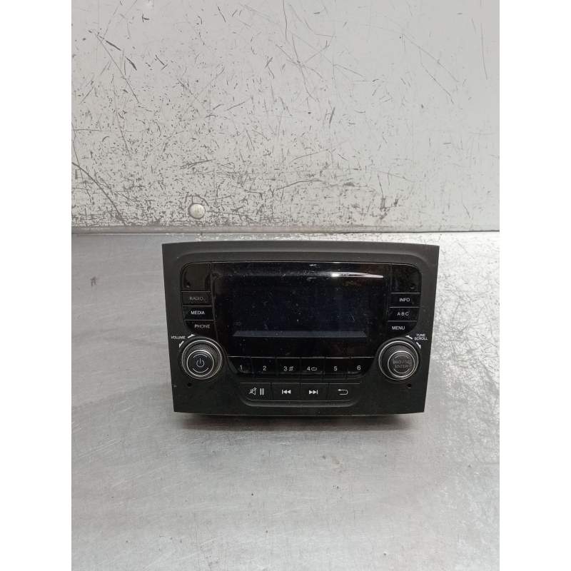 Recambio de sistema audio / radio cd para fiat doblo cargo (263_) 1.3 d multijet (263wxu1a) referencia OEM IAM A2C14389500000197