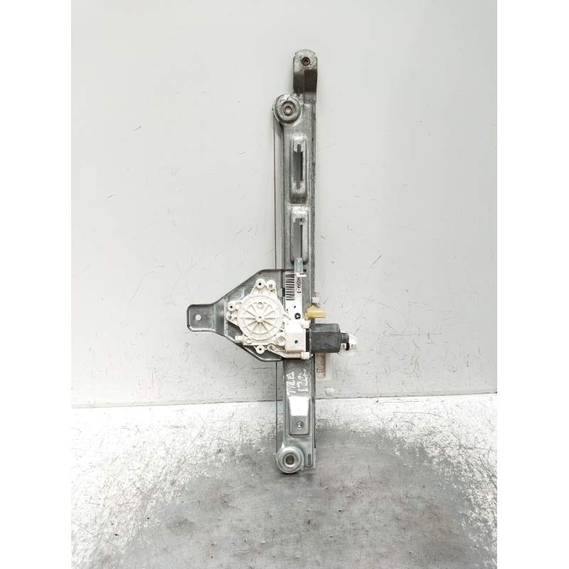 Recambio de elevalunas trasero izquierdo para jeep compass (mk49) 2.0 crd 4x4 referencia OEM IAM 05074823AA D 5P 