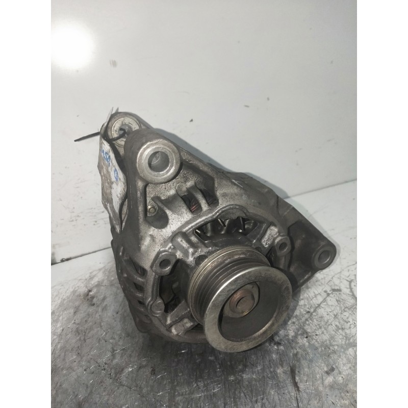 Recambio de alternador para opel corsa b gls referencia OEM IAM 0123100003  