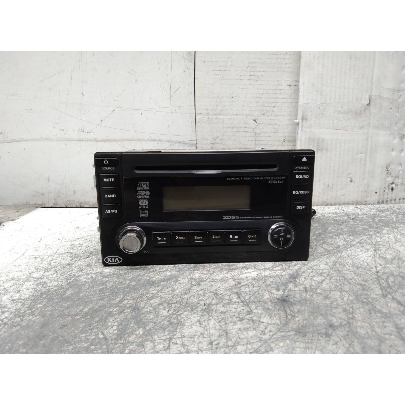 Recambio de sistema audio / radio cd para kia sportage lx referencia OEM IAM LACM5651EK  