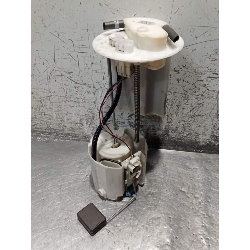 Recambio de bomba combustible para toyota yaris (_p9_) 1.0 vvt-i (ksp90_) referencia OEM IAM 770200D130 10G 2005