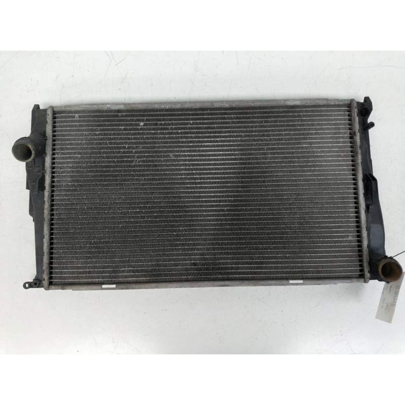 Recambio de radiador agua para bmw serie 3 berlina (e90) 320d referencia OEM IAM 778889814 5899660 E5842V