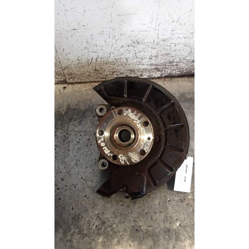 Recambio de mangueta delantera izquierda para volkswagen passat variant (3c5) advance referencia OEM IAM  20TDI 2005