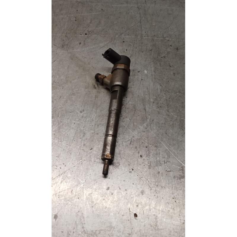 Recambio de inyector para tata indica vista 1.3 crdi referencia OEM IAM 0445110351 BOSCH 2012