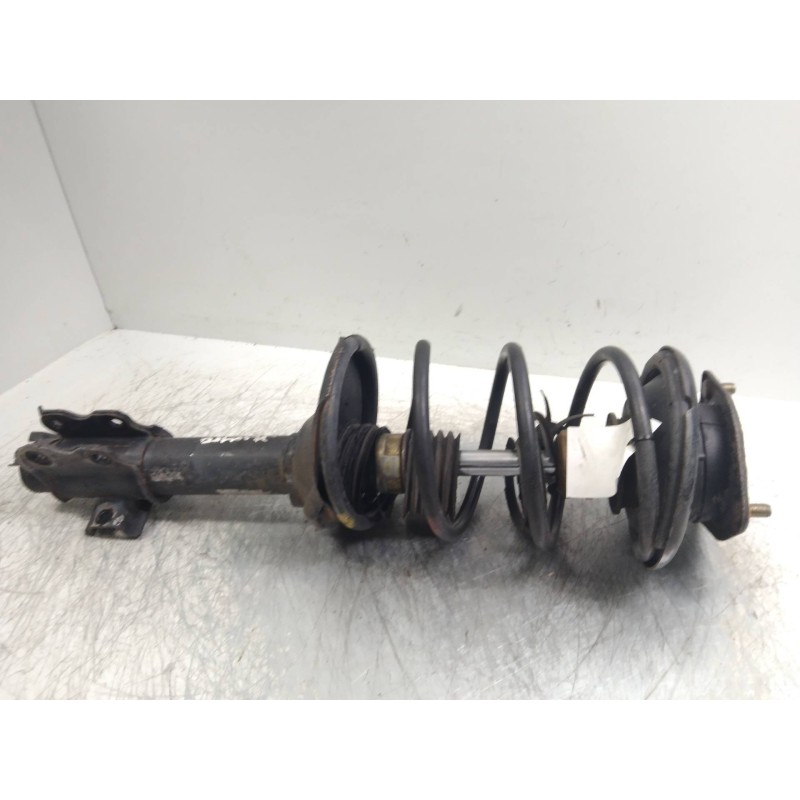 Recambio de amortiguador delantero derecho para nissan primera berl./familiar (p10/w10) 1.6 16v cat referencia OEM IAM   