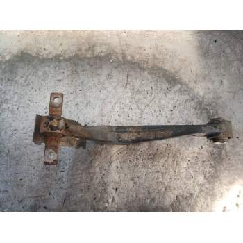 BRAZO SUSPENSION SUPERIOR TRASERO DERECHO 