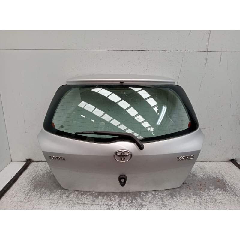 Recambio de porton trasero para toyota yaris (_p9_) 1.3 vvt-i (scp90_) referencia OEM IAM  3P 2005