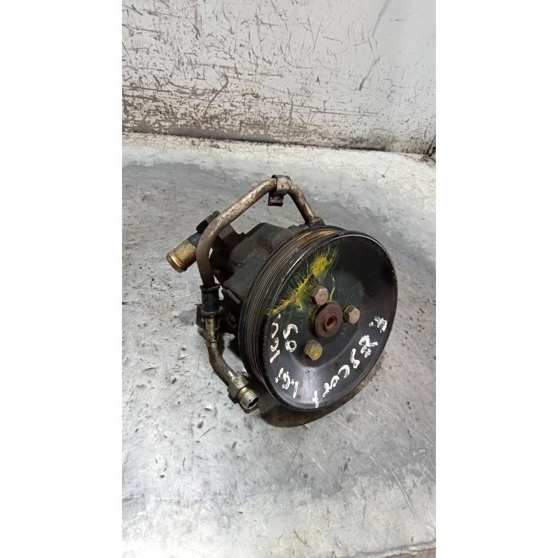 Recambio de bomba direccion para ford escort berl./turnier atlanta berlina referencia OEM IAM   