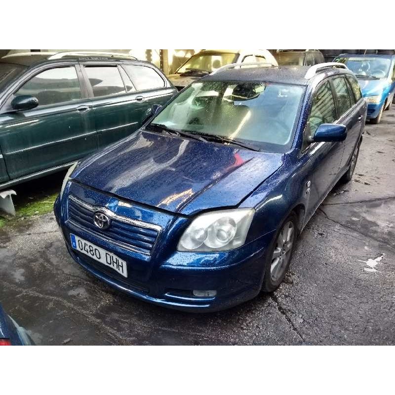 toyota avensis wagon (t25) del año 2005