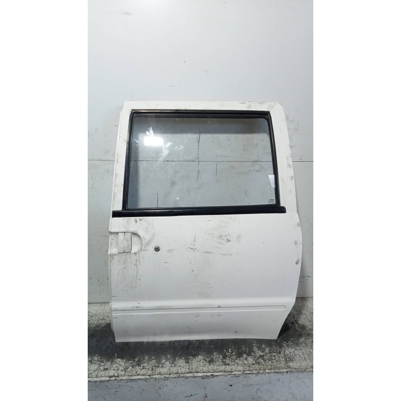 Recambio de puerta lateral corredera izquierda para nissan vanette cargo vanette cargo combi - 5 referencia OEM IAM  ACRISTALADA