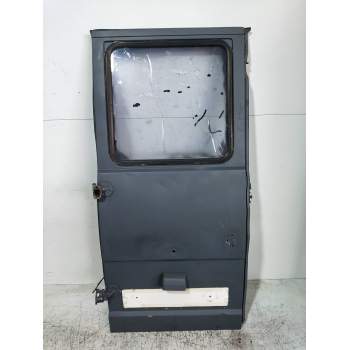 PUERTA TRASERA IZQUIERDA 5P 