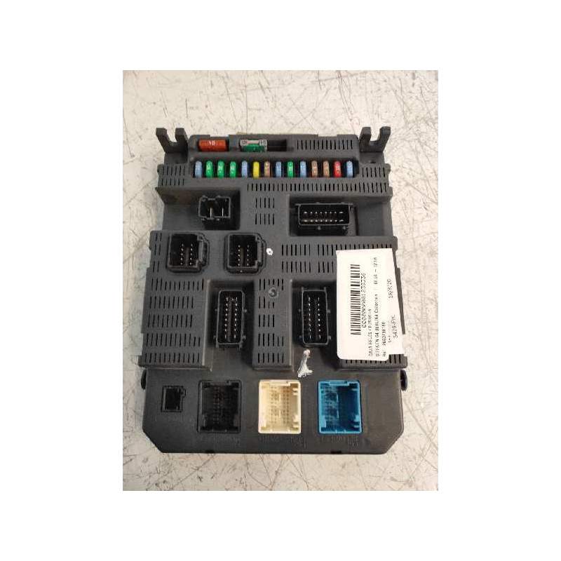 Recambio de caja reles / fusibles para citroën c4 berlina collection referencia OEM IAM 9663798180 16HDI 06