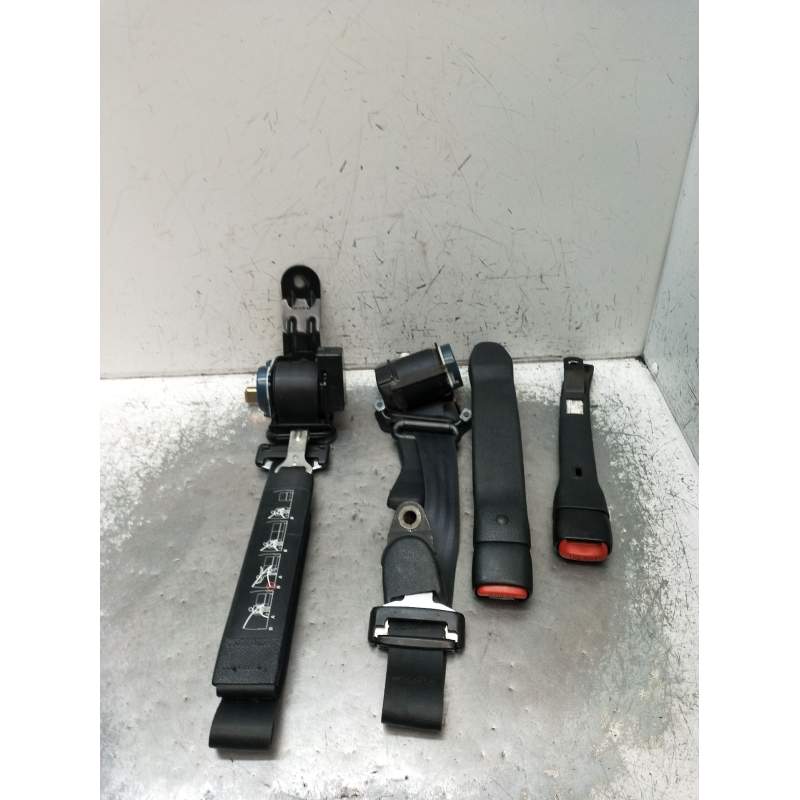 Recambio de juego cinturones trasero para chrysler voyager ii (es) 2.5 td referencia OEM IAM  5P 1991