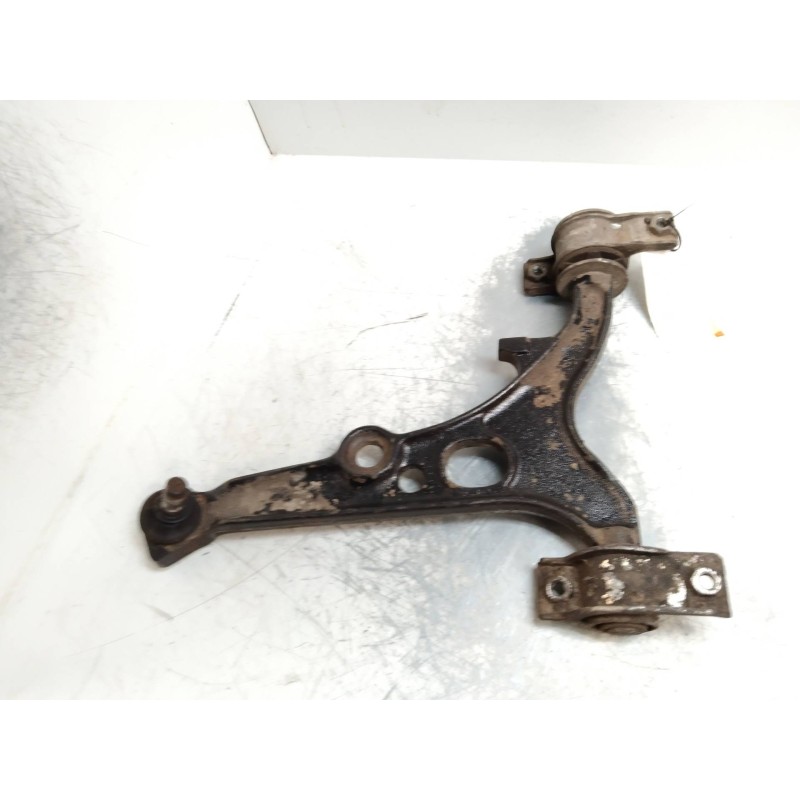 Recambio de brazo suspension inferior delantero derecho para alfa romeo 155 1.8 cat referencia OEM IAM   