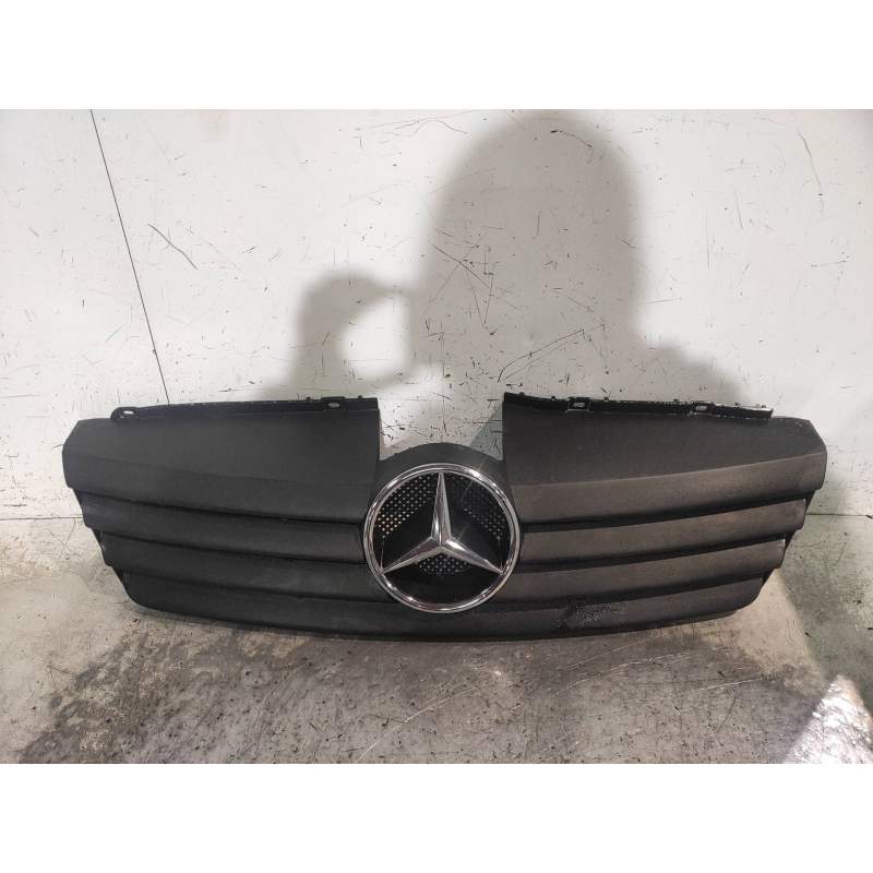 Recambio de rejilla delantera para mercedes-benz vaneo (w414) furgoneta compacta cdi (414.700) referencia OEM IAM A4148880060  