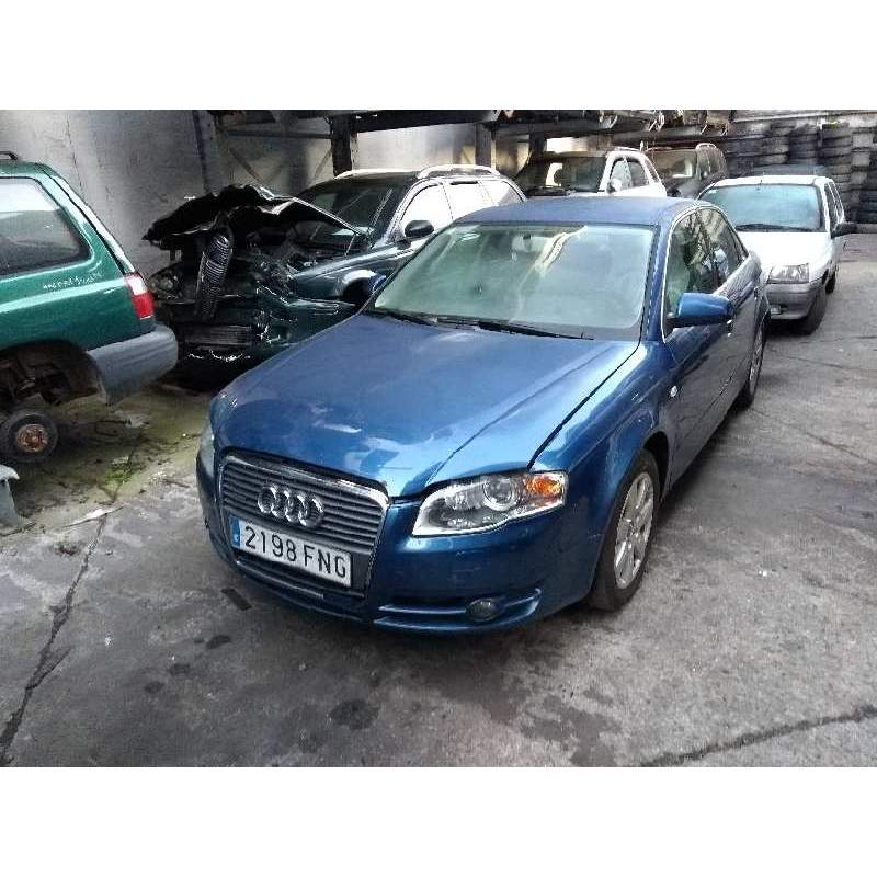 AUDI A4 BERLINA (8E)