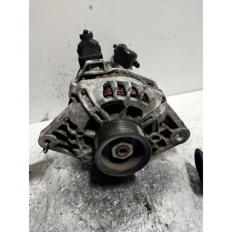 Recambio de alternador para kia cee´d 1.4 cat referencia OEM IAM 3730028101  