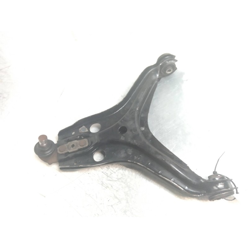 Recambio de brazo suspension inferior delantero izquierdo para audi 80/90 (893) 90 sport exklusiv referencia OEM IAM   