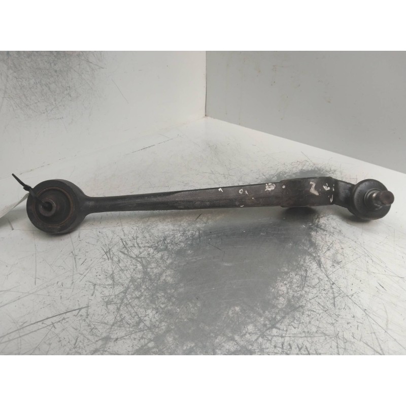 Recambio de brazo suspension inferior delantero izquierdo para audi 100 berlina (443) 2.2 referencia OEM IAM   