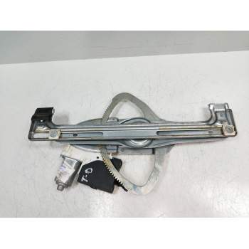 ELEVALUNAS TRASERO DERECHO 30739184AC 4P