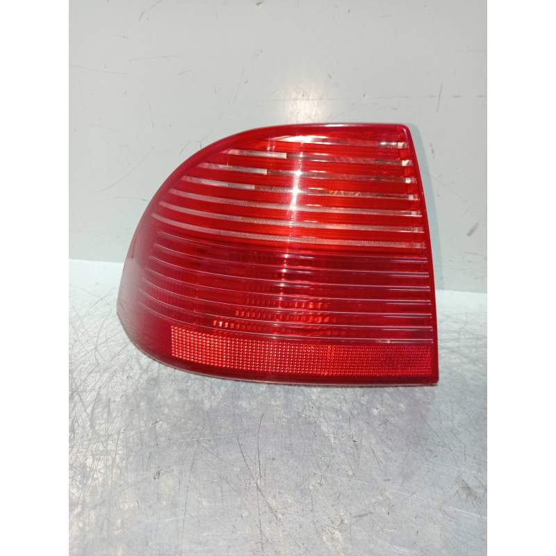Recambio de piloto trasero izquierdo para saab 9-5 berlina 2.3 turbo cat referencia OEM IAM   