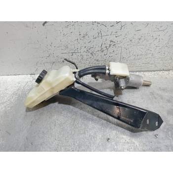 BOMBA FRENO 0204024726 A6394800002 