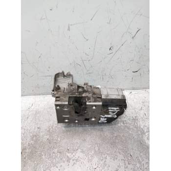 MOTOR CIERRE CENTRALIZADO DELANTERO DERECHO O0009721 V004 3P