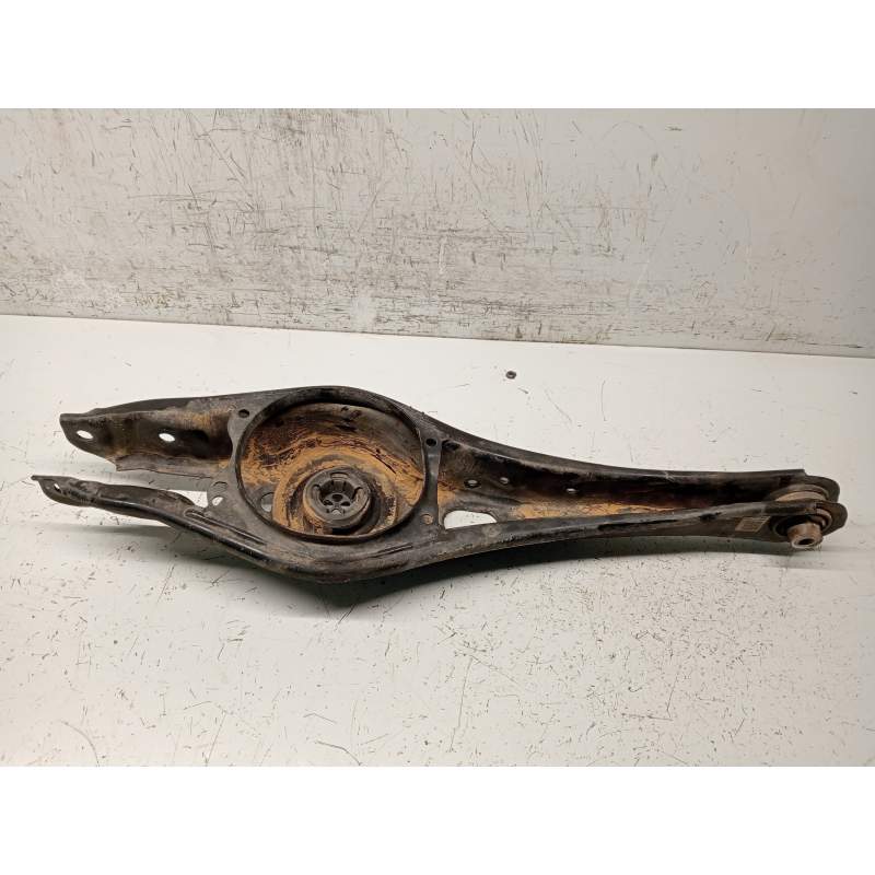 Recambio de brazo suspension inferior trasero derecho para volkswagen arteon (3h7) referencia OEM IAM 3Q0505311E  