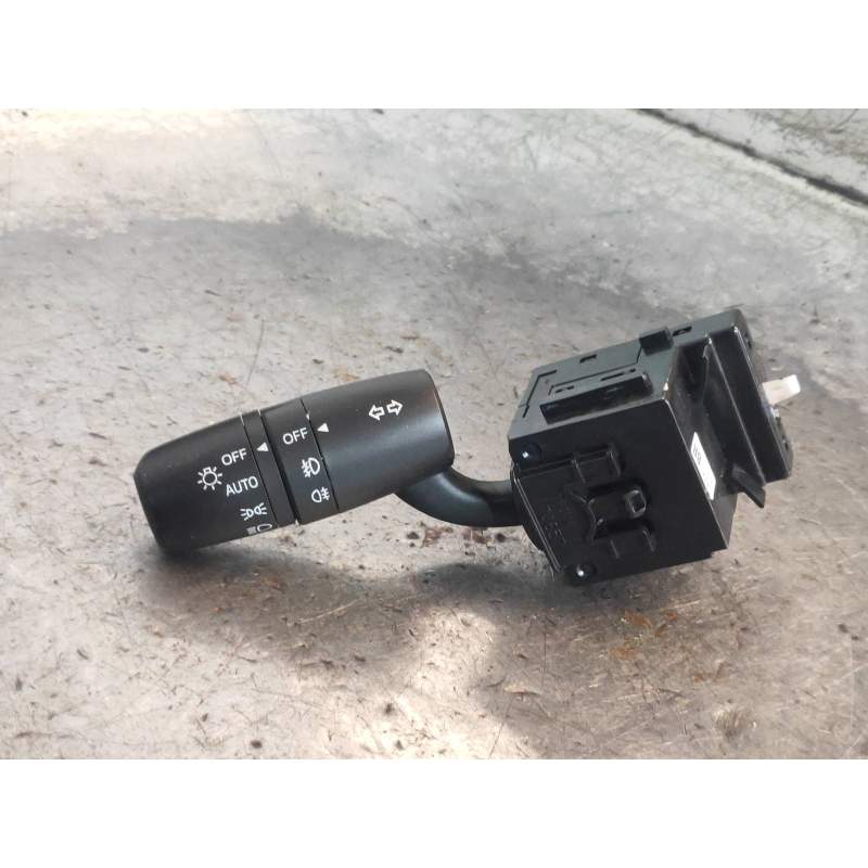 Recambio de mando luces para mazda 3 lim. () style referencia OEM IAM   2014