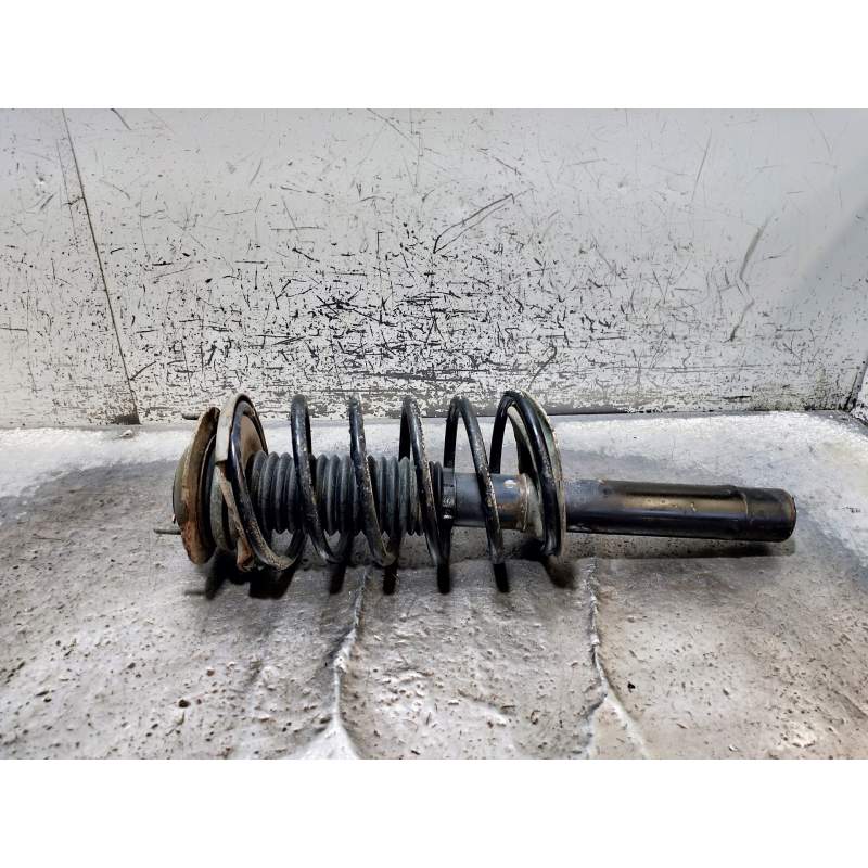 Recambio de amortiguador delantero izquierdo para peugeot 205 berlina 1.2 referencia OEM IAM   