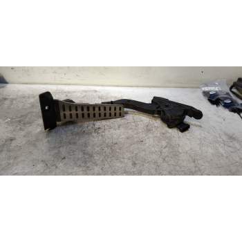 POTENCIOMETRO PEDAL 327003XXXX 16CRDI 2012