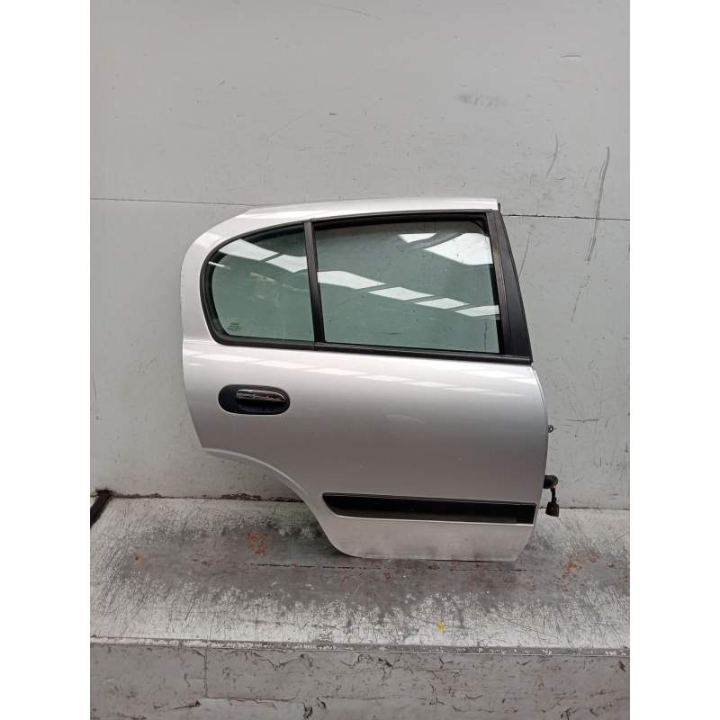 Recambio de puerta trasera derecha para nissan almera ii hatchback (n16) 2.2 di referencia OEM IAM  5P 2000